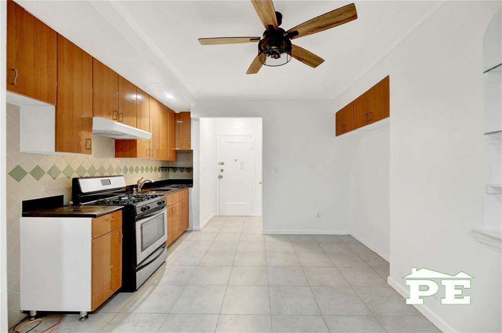 1615 Avenue I 221 Property Photo 4