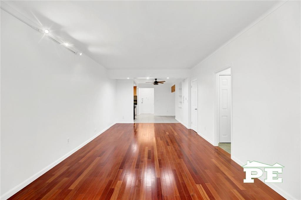 1615 Avenue I 221 Property Photo 13
