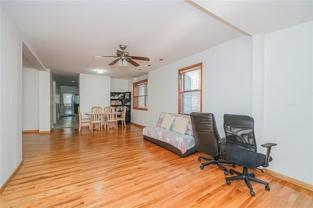 1621 70th Street Property Photo 7