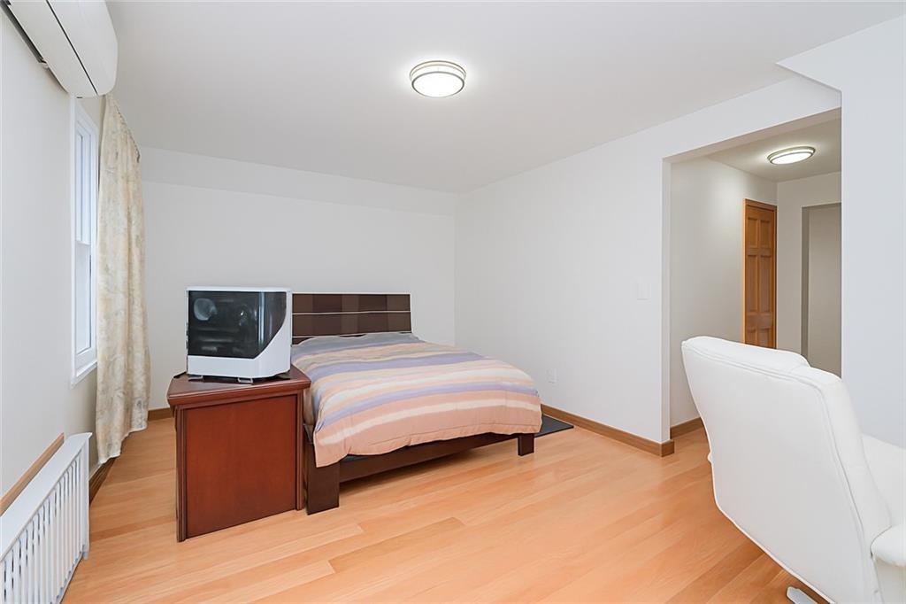 1621 70th Street Property Photo 13