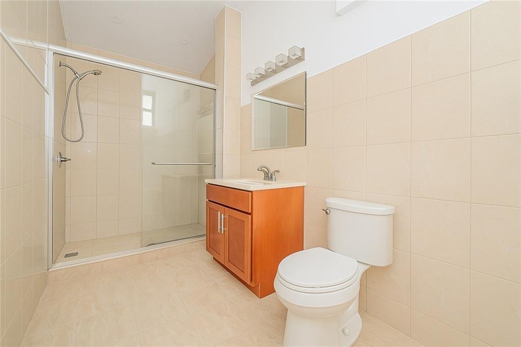 1621 70th Street Property Photo 17