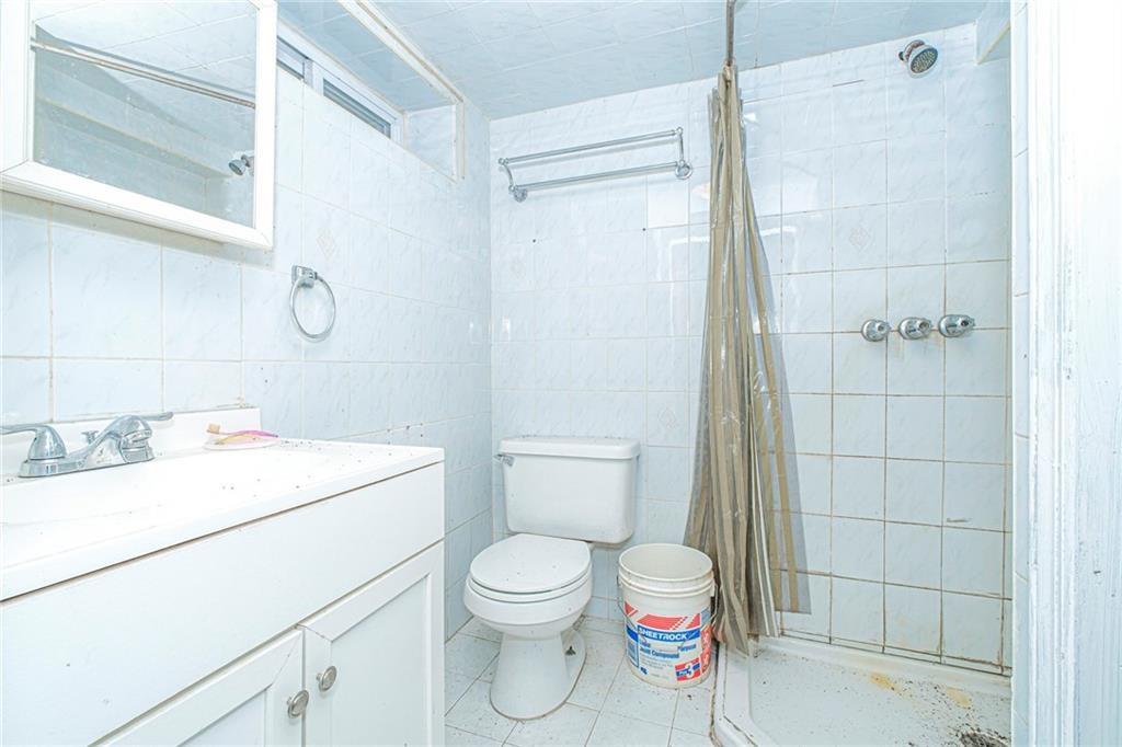 1621 70th Street Property Photo 19