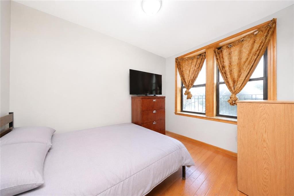 1565 70th Street Property Photo 20