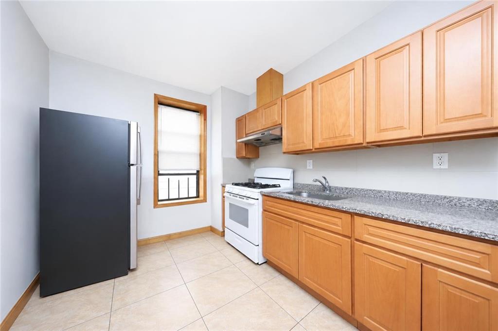 1565 70th Street Property Photo 28