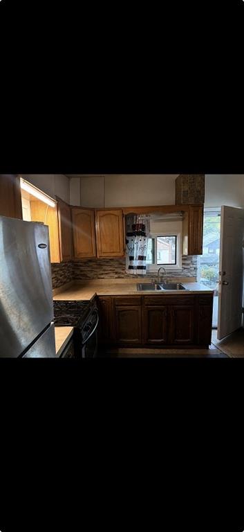1495 East 45th Street Property Photo 2
