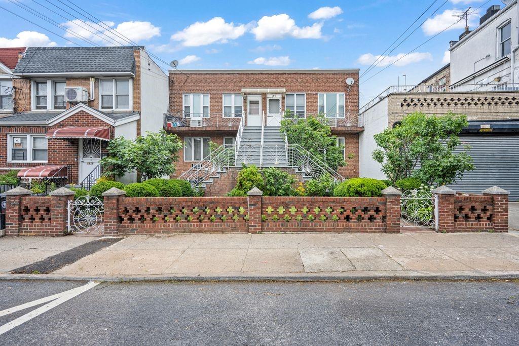1685 84th Street Property Photo 1
