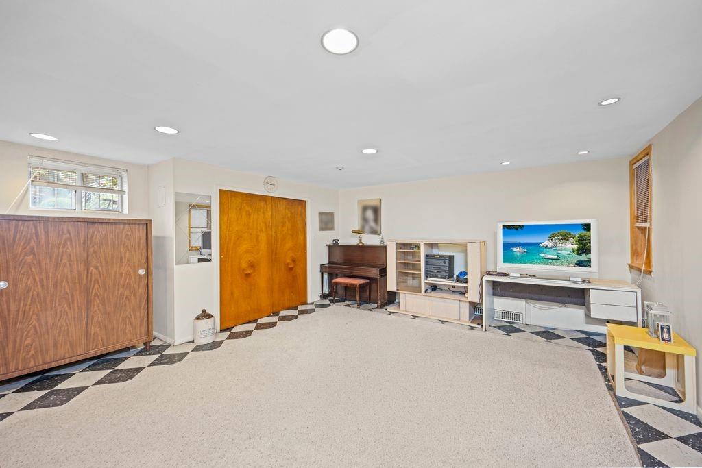 1685 84th Street Property Photo 22