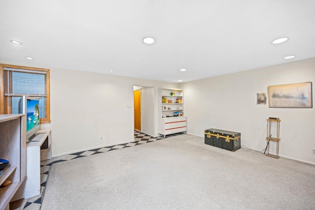 1685 84th Street Property Photo 23