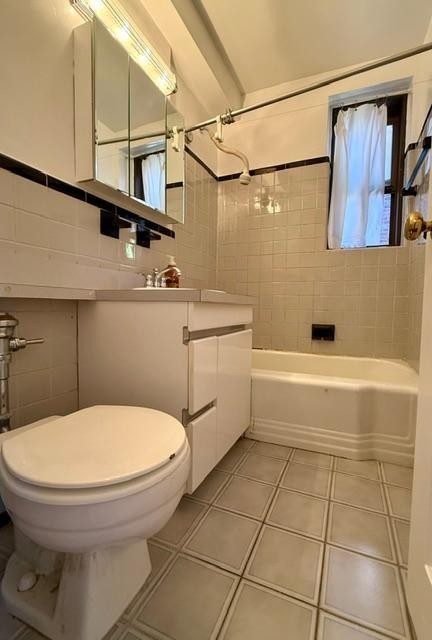 3105 Avenue V 4d Property Photo 9