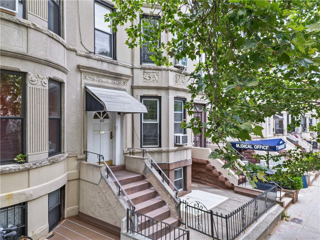 429 74th Street Property Photo 1