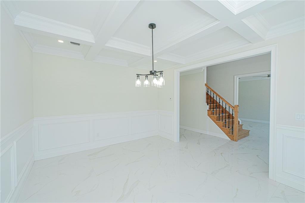 435 Brighton Street Property Photo 11