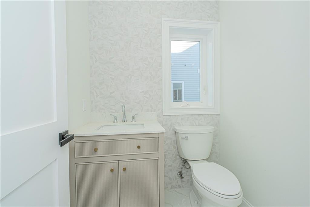 435 Brighton Street Property Photo 15