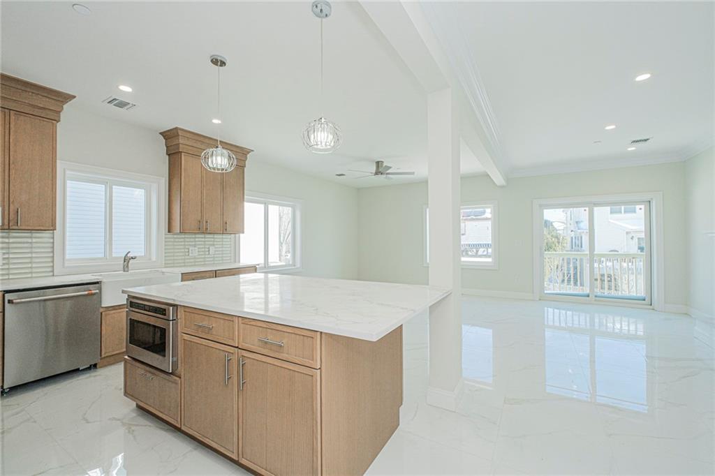 435 Brighton Street Property Photo 16
