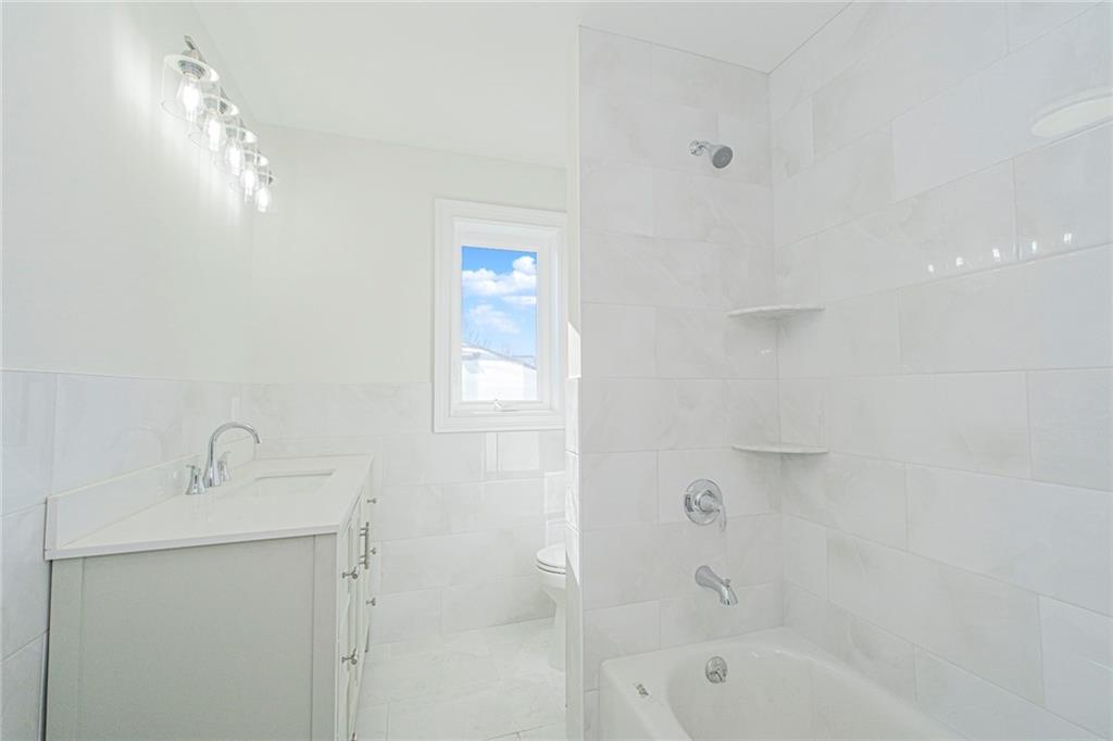 435 Brighton Street Property Photo 29