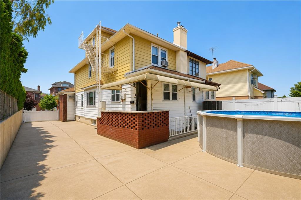 1120 82nd Street Property Photo 3