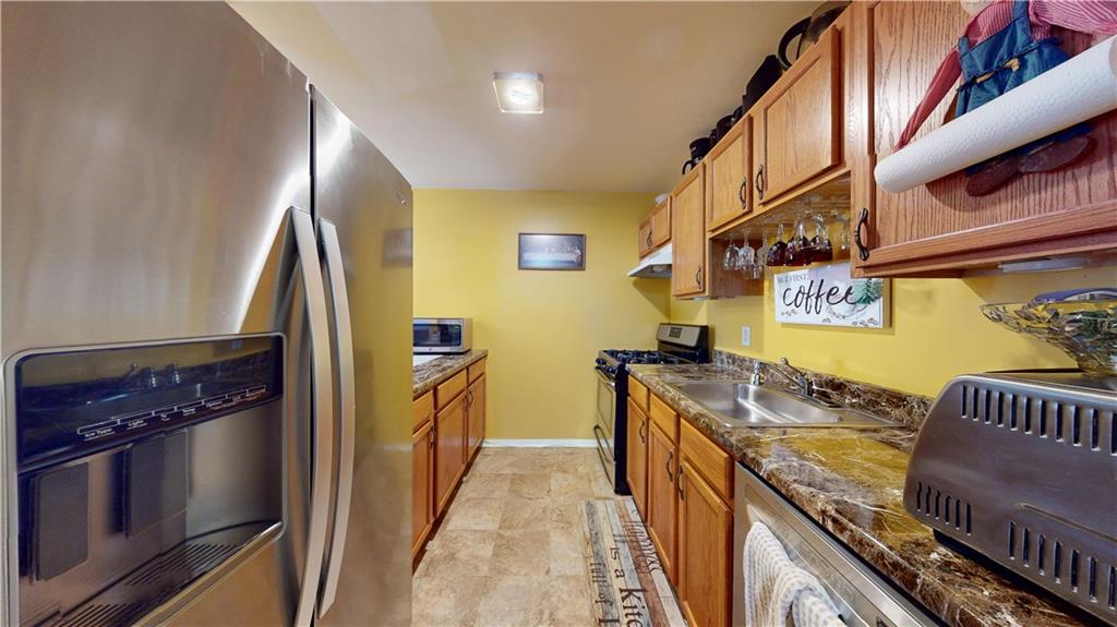 555 Egan Street Property Photo 7