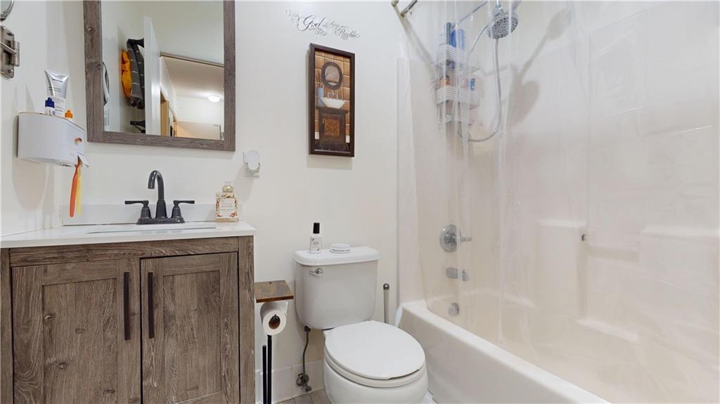 555 Egan Street Property Photo 13