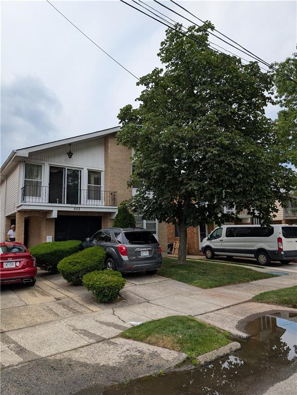 653 Hylan Boulevard Property Photo 1