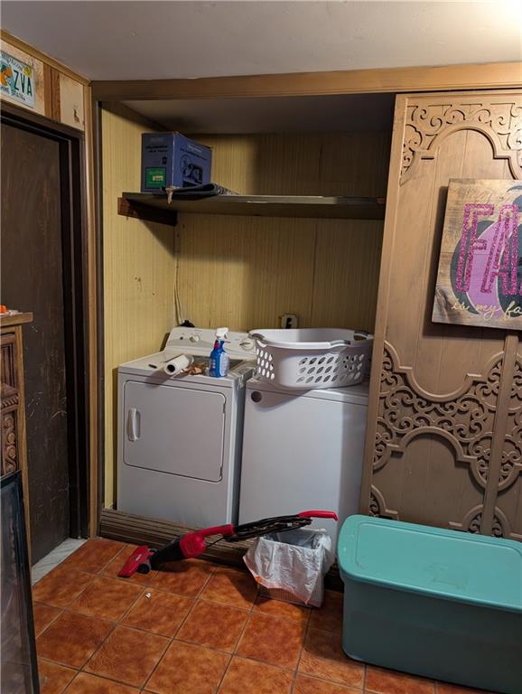 653 Hylan Boulevard Property Photo 7