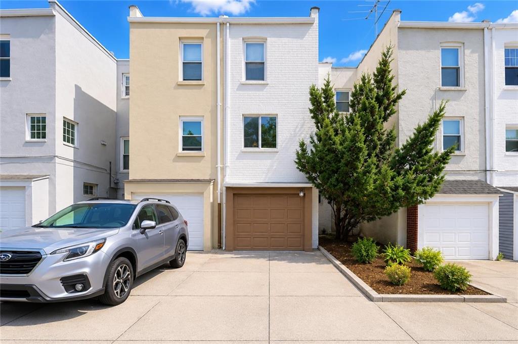 95a 71st Street Property Photo 6