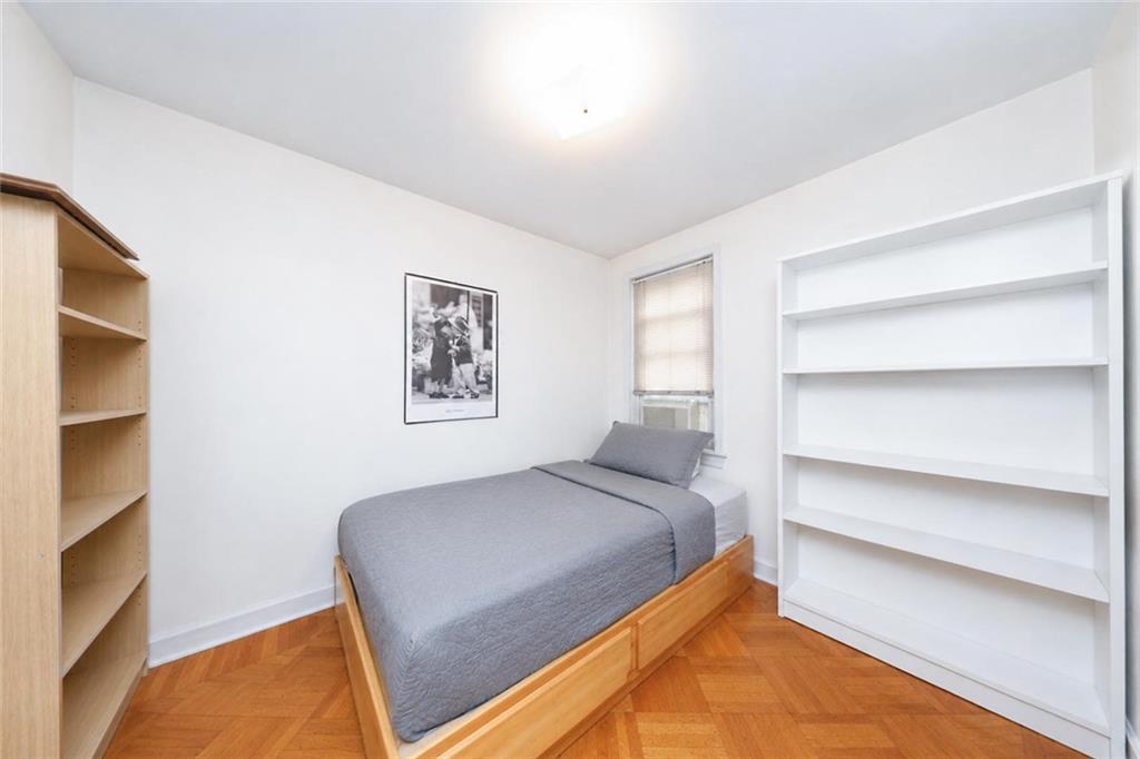 95a 71st Street Property Photo 16