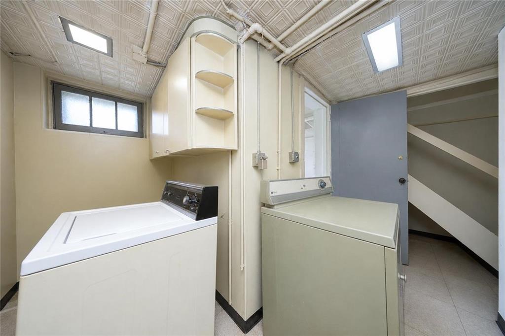 95a 71st Street Property Photo 21