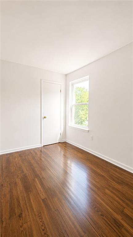 2621 Benson Avenue Property Photo 5