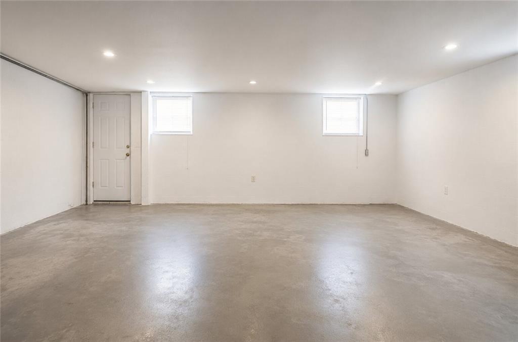 2621 Benson Avenue Property Photo 15
