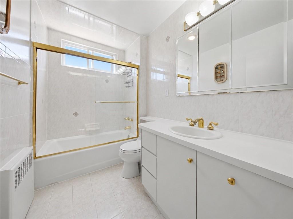 2739 East 63rd Street Property Photo 18