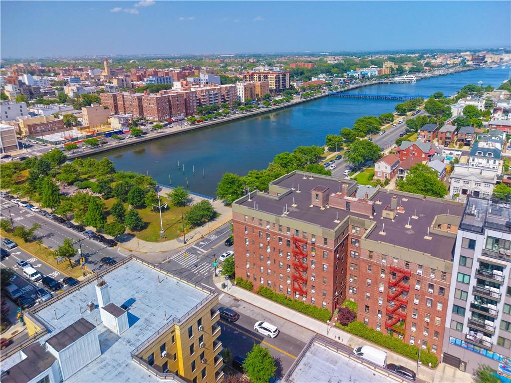110 Shore Boulevard 5k Property Photo 1