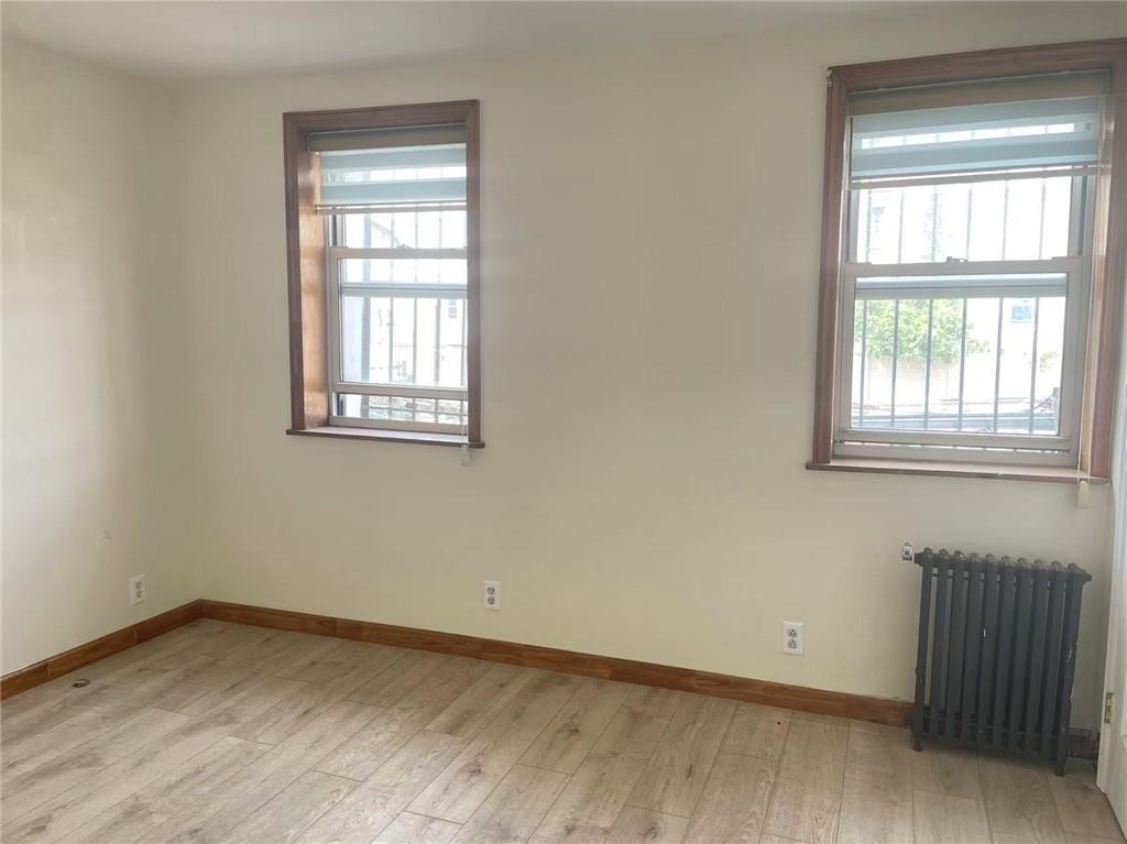 1392 West 7th Street Property Photo 9