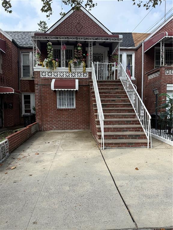 5215 Avenue H Property Photo 1