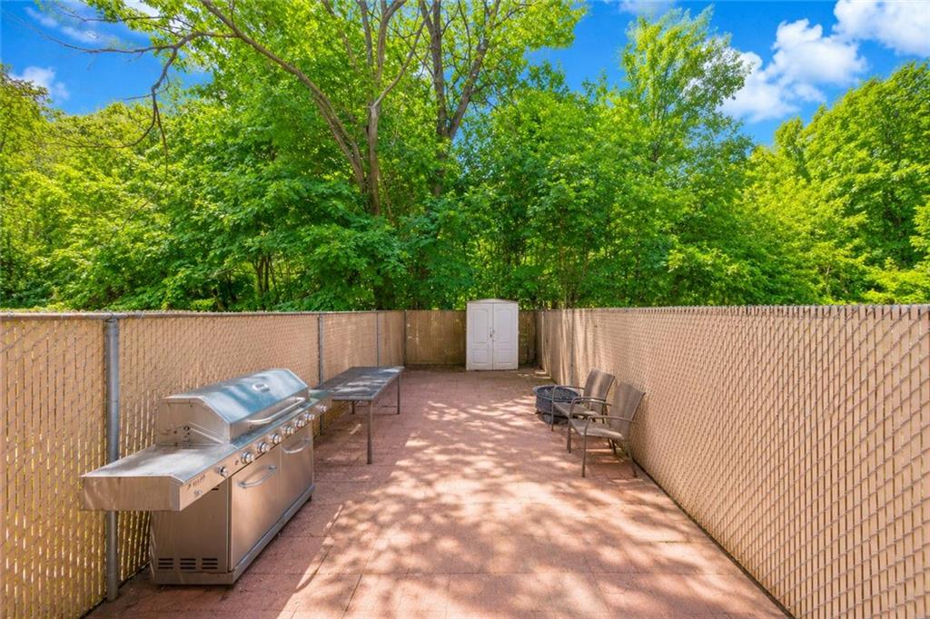 28 Long Pond Lane Property Photo 21