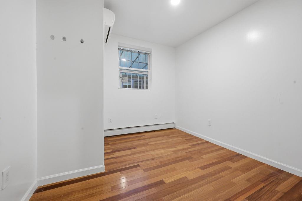 2398 East 21st Street Property Photo 16