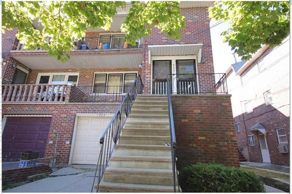 1278 East 70th Street Property Photo 3