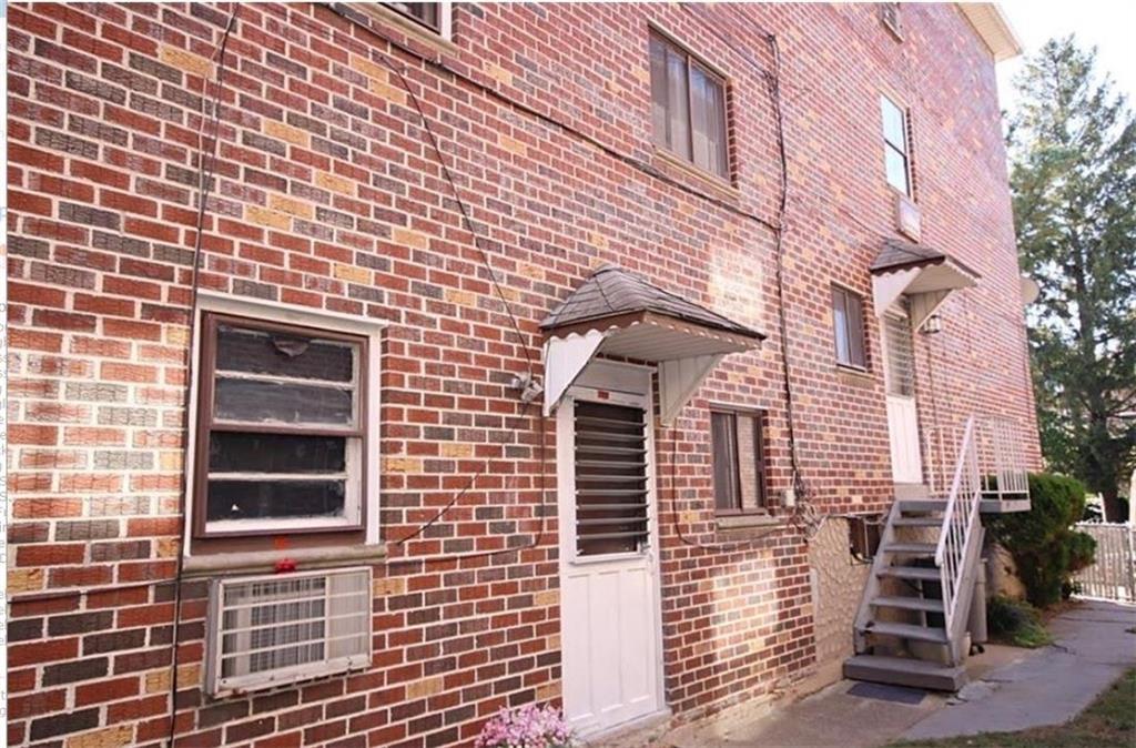 1278 East 70th Street Property Photo 4