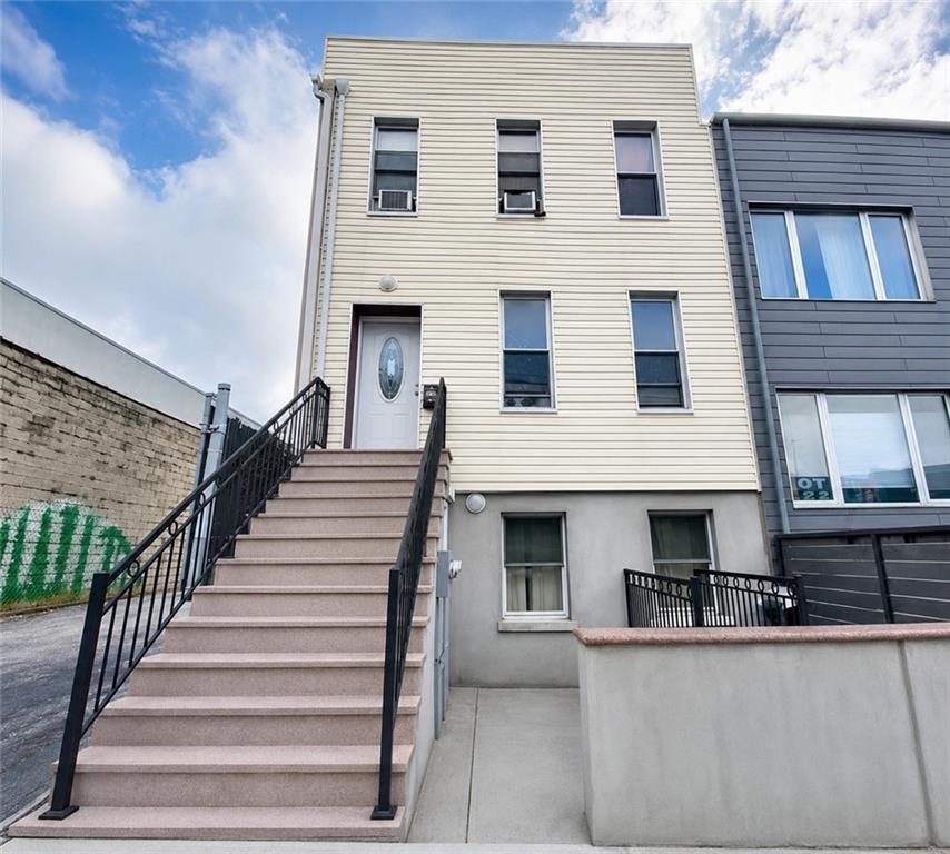 128 19th Street Property Photo 1