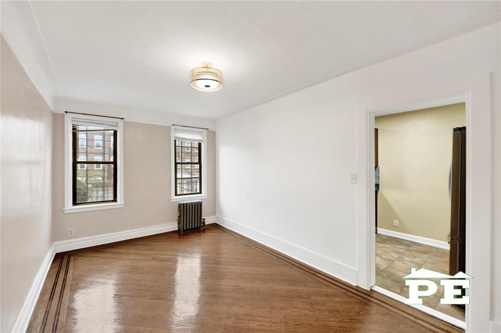 1392 Troy Avenue Property Photo 10