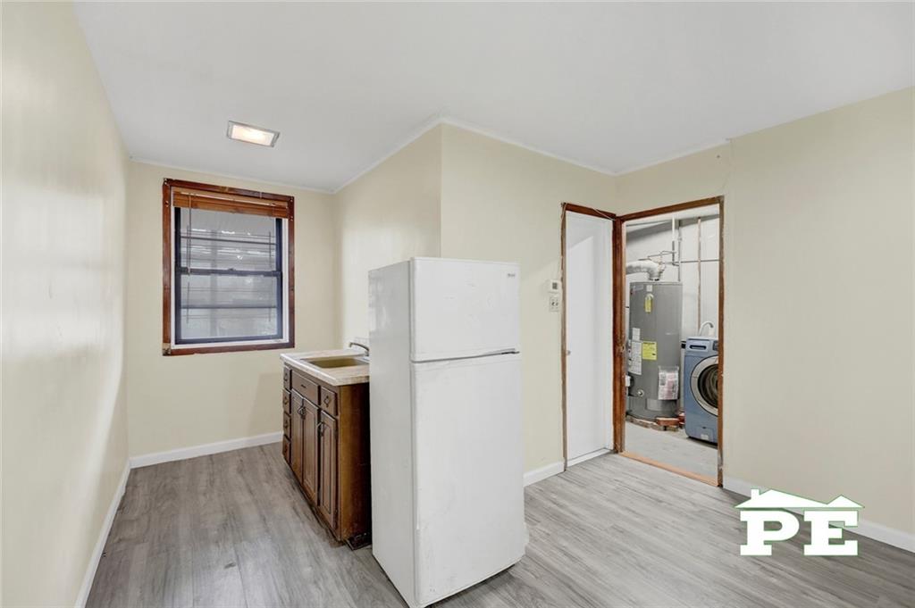 1392 Troy Avenue Property Photo 26
