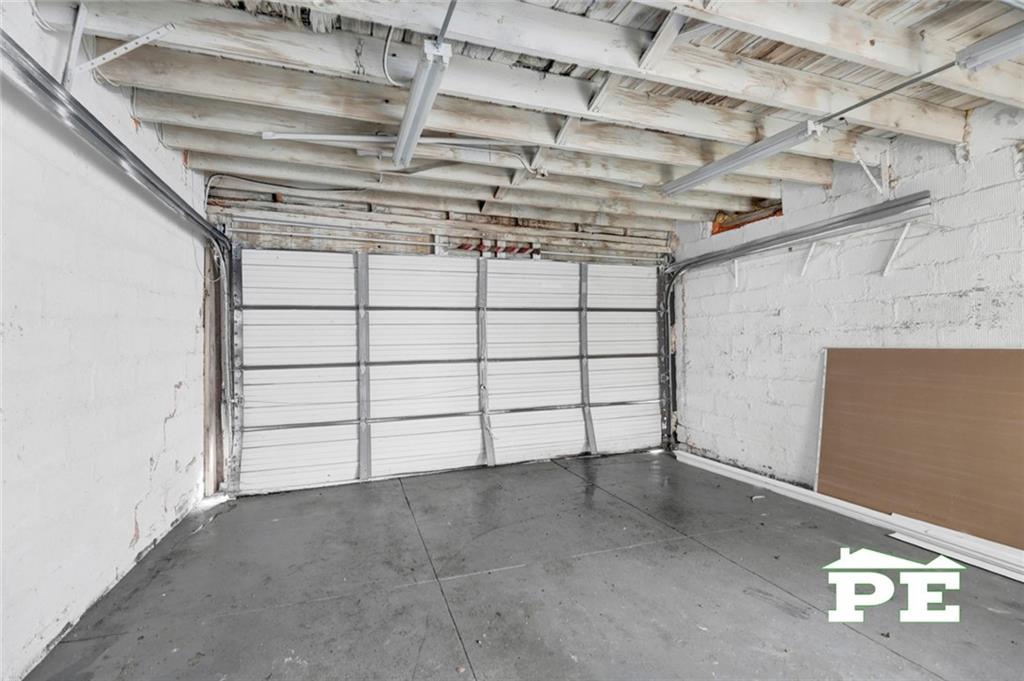 1392 Troy Avenue Property Photo 30