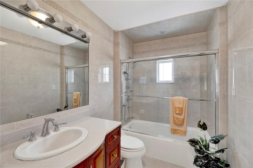 1881 West 7th Street Property Photo 14