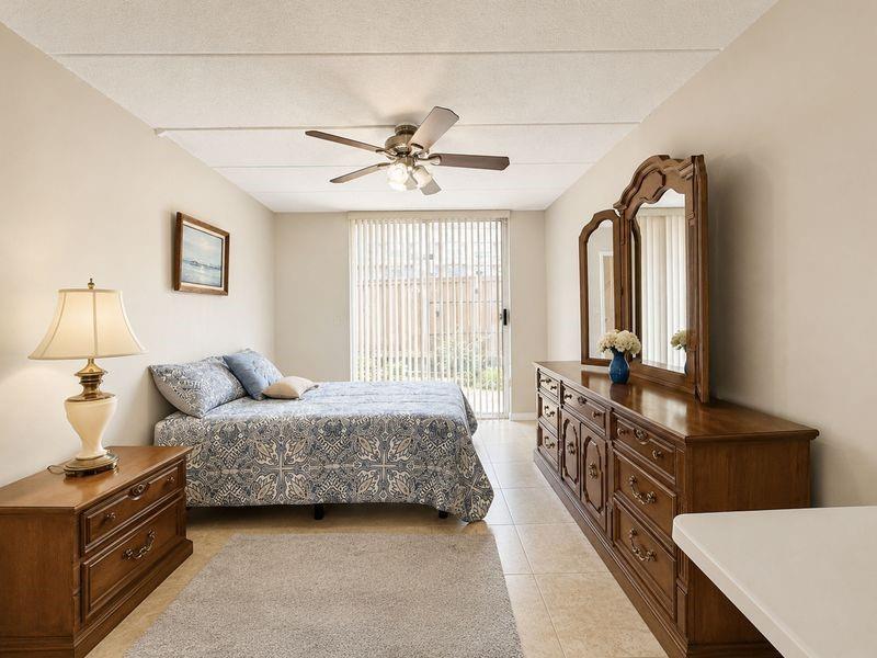 9981 Shore Road 13b Property Photo 11
