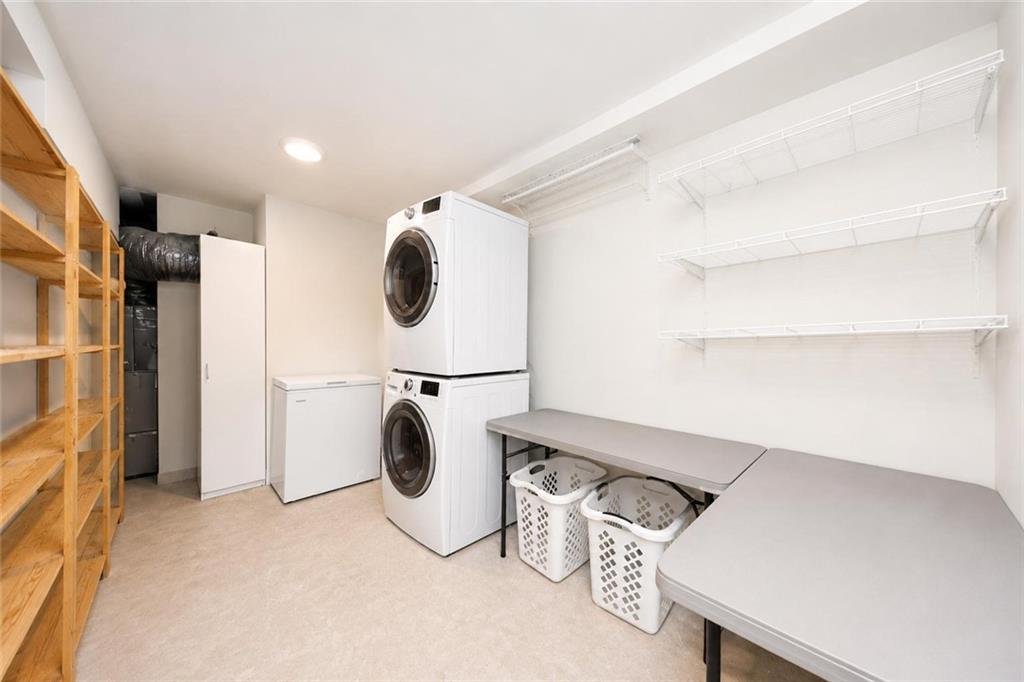 119 Seneca Street Property Photo 21