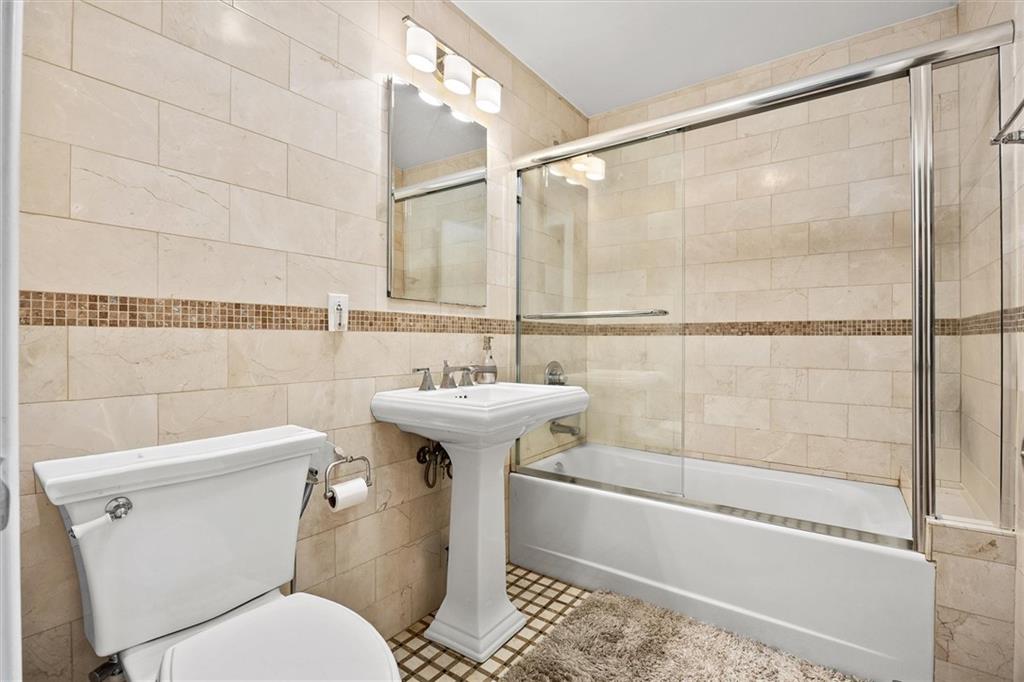 2518 West Street 2b Property Photo 10