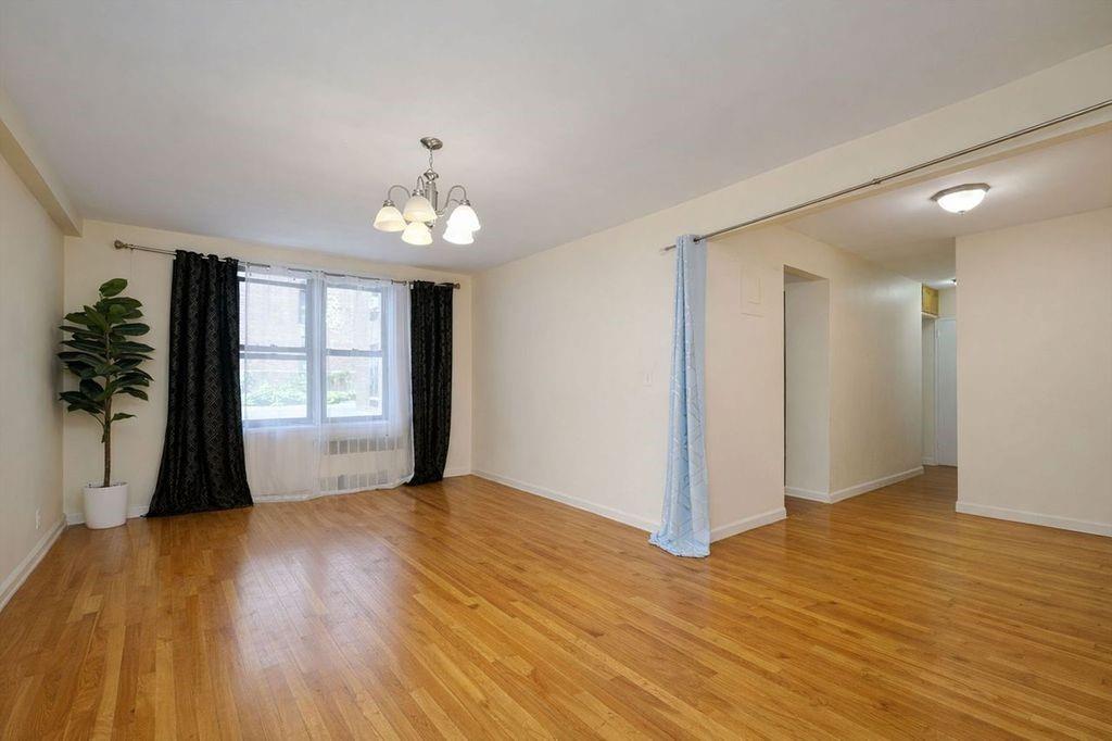 1237 Avenue Z 1w Property Photo 6
