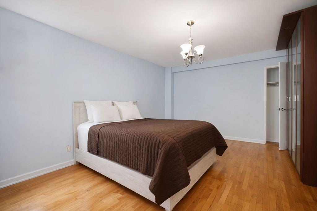 1237 Avenue Z 1w Property Photo 24