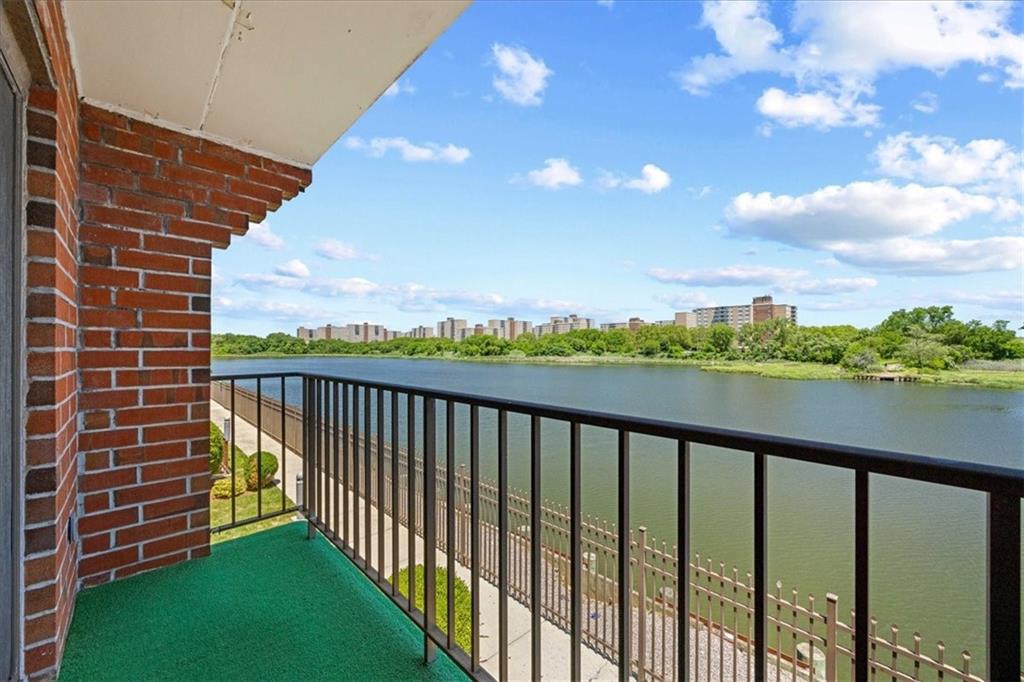 10849 Seaview Avenue 29c Property Photo 24