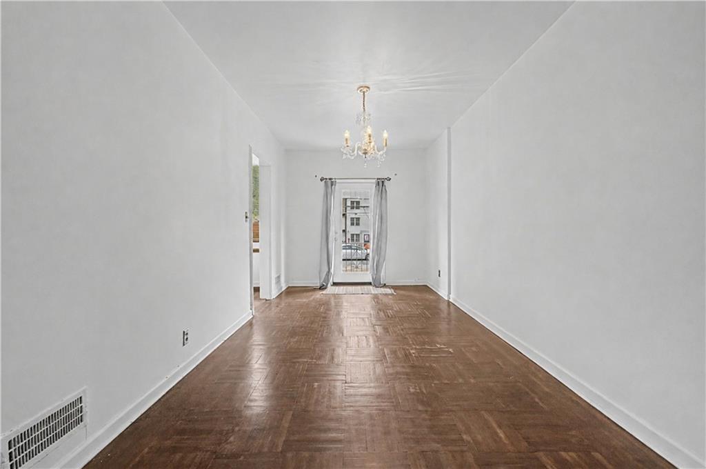 138 Van Cortlandt Park S Property Photo 12