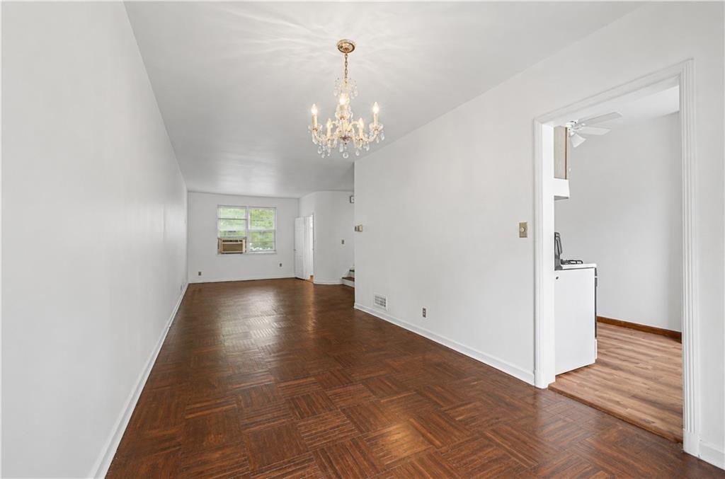 138 Van Cortlandt Park S Property Photo 13