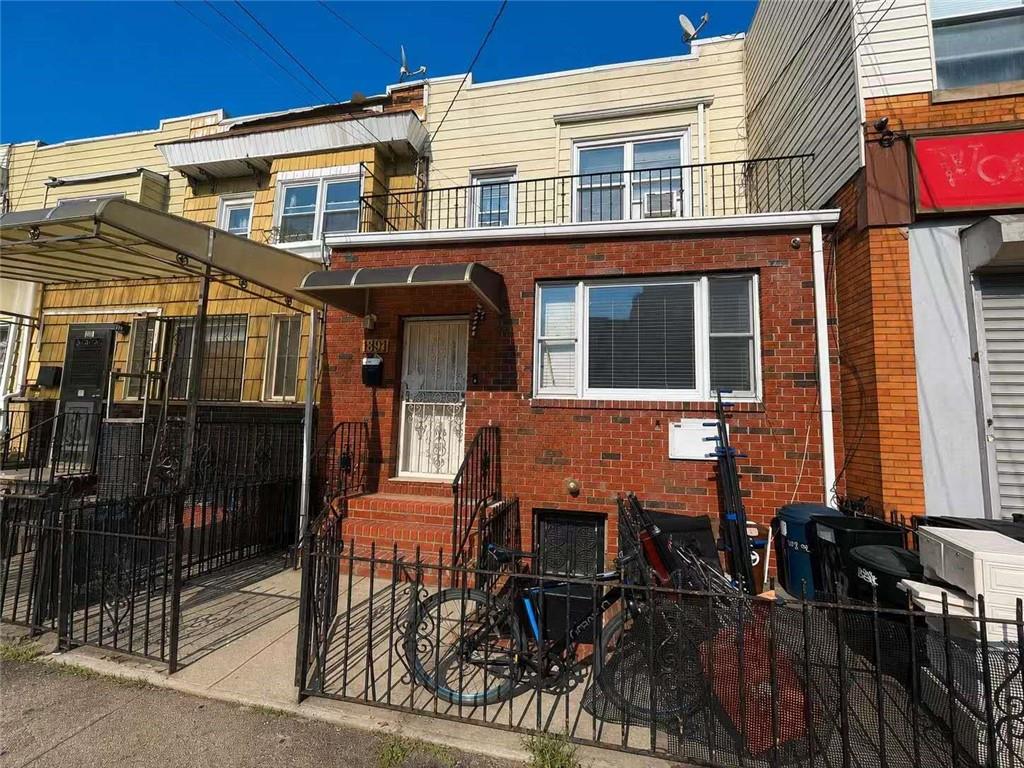 1891 West 8th Street Property Photo 1